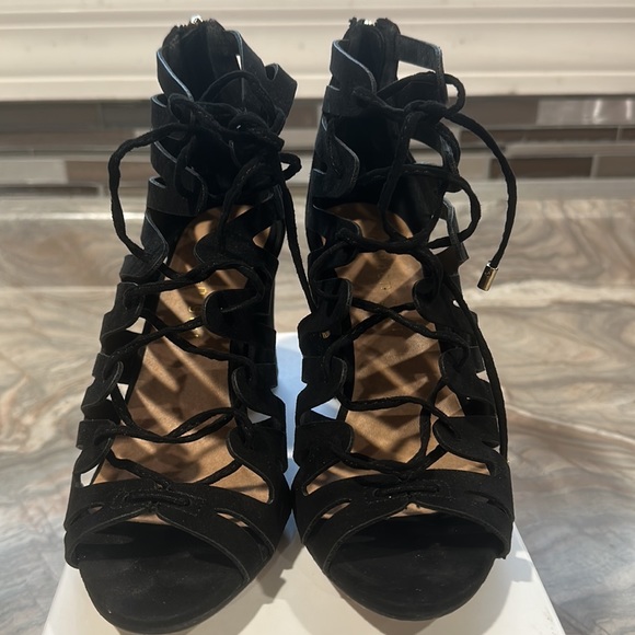 Women Black Summer Heels - Picture 2 of 4